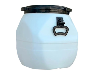 {{photo.Alt || photo.Description || 'Дигрус Бочка 40 литров квадратная, евростандарт'}}